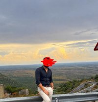 Kunal - Male escort in Bangalore Photo 2 of 6