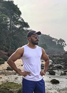 Kunal - Male escort in Noida Photo 1 of 3