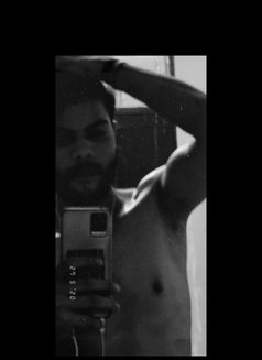 Kunal - Male escort in Gurgaon Photo 1 of 3