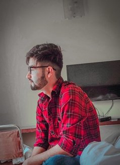 Kunal - Male escort in Gurgaon Photo 1 of 1