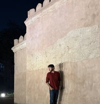 Kunal - Male companion in New Delhi
