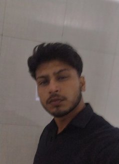 Kunal - Male escort in Noida Photo 8 of 9