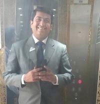 Kunal Khattri - Male escort in Bangalore