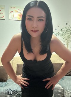 Kung - escort in Bangkok Photo 26 of 27