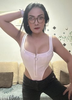 Kung - escort in Bangkok Photo 26 of 27