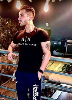 Kunz - Male escort in Gurgaon Photo 6 of 8