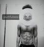 Kurdz - Acompañantes masculino in Paris Photo 2 of 2