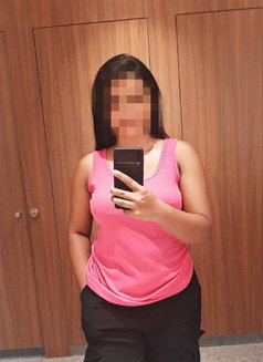 Yashika Independent Babe🥀 - puta in Colombo Photo 3 of 7