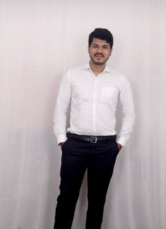 Kusha Gowda - Male escort in Bangalore Photo 1 of 6