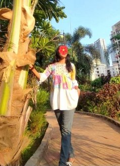 Kushali - escort in Bangalore Photo 4 of 6