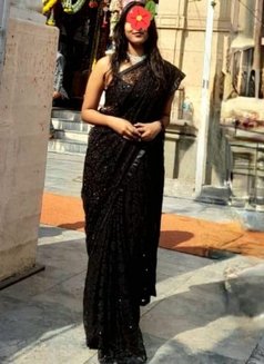 Kushali - escort in Bangalore Photo 5 of 6