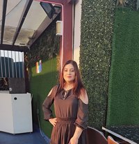 kushi Back (last Week) in Dubai - puta in Dubai Photo 4 of 7