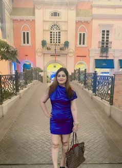 kushi Back in Dubai - puta in Dubai Photo 7 of 7