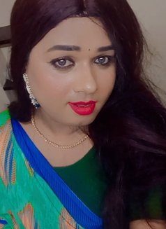 Kushi - Transsexual escort in Bangalore Photo 1 of 6