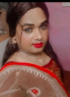 Kushi - Transsexual escort in Bangalore Photo 6 of 6