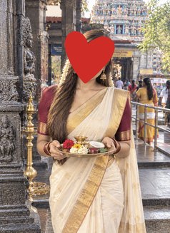 Kushi here Check me - puta in Bangalore Photo 1 of 3