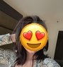 Khushi - escort in Mumbai Photo 1 of 6