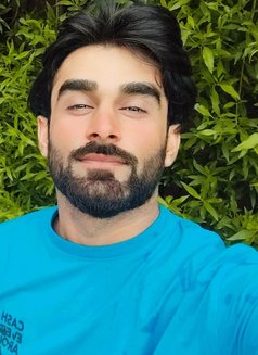 Kushpreet - Male escort in Chandigarh Photo 1 of 4