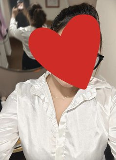 Kusu Indipendent - escort in Noida Photo 4 of 7