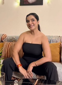 Kusum - puta in Chennai Photo 3 of 3