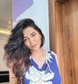 Kusum - puta in Noida Photo 1 of 5