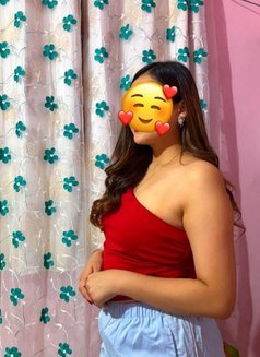 Kusum in Kathmandu for genuine meet - puta in Kathmandu Photo 1 of 2