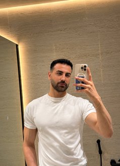 KUZEY - Male escort in Riyadh Photo 4 of 4