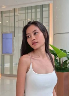 Kwan - escort in Bangkok Photo 7 of 11