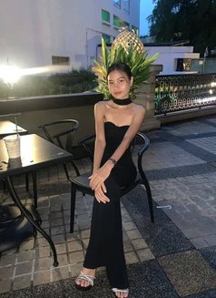 Kwan - escort in Bangkok Photo 1 of 8