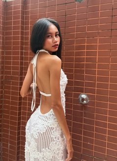 Kwan - escort in Bangkok Photo 6 of 7