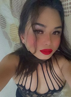 Kween G - Transsexual escort in Ras al-Khaimah Photo 2 of 10
