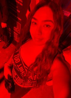 Kweenee - Acompañantes transexual in Makati City Photo 8 of 8