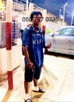 Kwesi - puta in Accra Photo 5 of 5