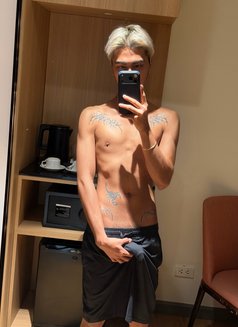 Ky Xavier - Male escort in Dubai Photo 7 of 7