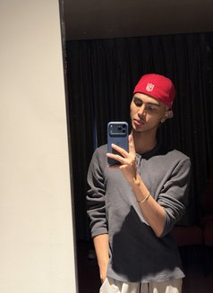 Ky Xavier - Male escort in Manila Photo 5 of 6