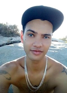Kye - Male escort in Cape Town Photo 2 of 5
