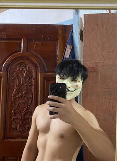 Kye Toki - Acompañantes masculino in Manila Photo 1 of 8