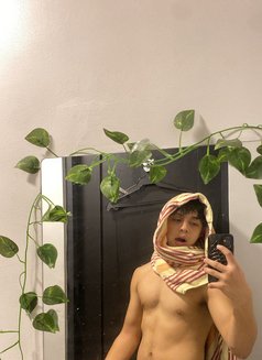 Kye Toki - Acompañantes masculino in Manila Photo 6 of 12