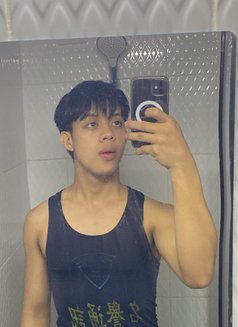 Kye Toki - Acompañantes masculino in Manila Photo 8 of 12