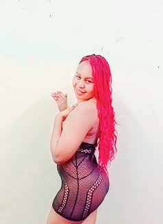 Kyla - escort in Muscat Photo 2 of 2