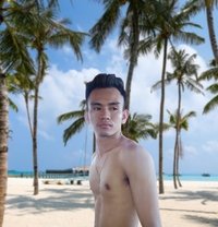 Kyle Ciano - Male escort in Manila