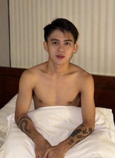 Kyle Gray TWINKS - Male escort in Bangkok Photo 7 of 9