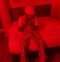 CUMMALOT - Male escort in Nairobi