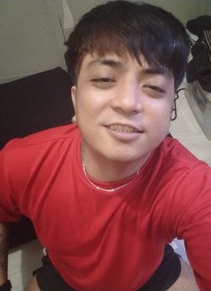 Kyle Massajee - Male companion in Makati City Photo 8 of 25