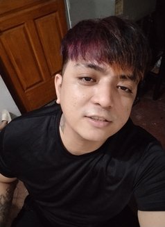 Kyle Massajee - Male companion in Makati City Photo 20 of 25