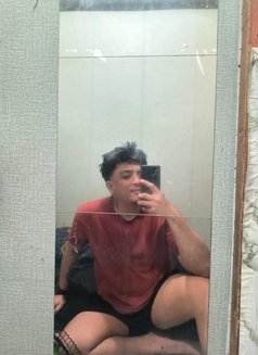 Kyle Massuer - Male escort in Makati City Photo 17 of 30