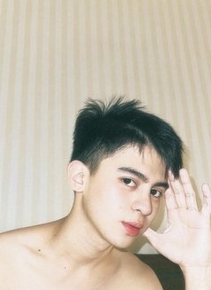 Kyle Twink - Male escort in Manila Photo 1 of 1