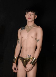 Kyler - Acompañantes masculino in Makati City Photo 4 of 4