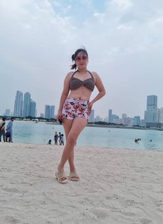 Kylie - escort in Dubai Photo 3 of 6