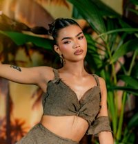 Kylie - escort in Manila